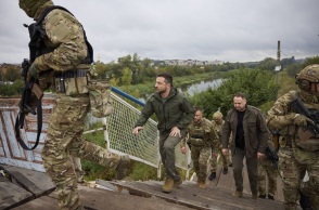 Τροχαίο ατύχημα για τον Βολοντίμιρ Ζελένσκι (video)