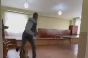 Ένοπλος άνοιξε πυρ σε στρατολογικό κέντρο στο Ιρκούτσκ της Ρωσίας