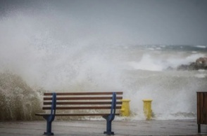 Προειδοποίηση Αρναούτογλου για ισχυρούς ανέμους: «Μην παρκάρετε κάτω από δέντρα»