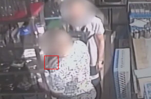 Ληστής στη Θεσσαλονίκη κάνει τον σταυρό του πριν κλέψει ζαχαροπλαστείο