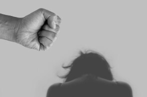 Βία - Κακοποίηση