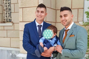 Αστυνομικοί βάφτισαν μωρό που έσωσαν στην κακοκαιρία «Ελπίς»