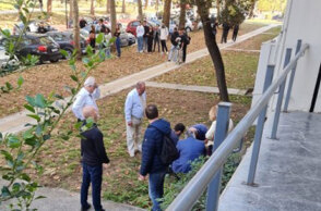 Φοιτητής έπεσε στο κενό από τον δεύτερο όροφο της Νομικής του ΑΠΘ
