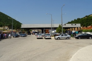 Κρυσταλλοπηγή: Εννέα αστυνομικοί στο κύκλωμα διακίνησης μεταναστών - Μίζα ώς 10.000 ευρώ το μήνα