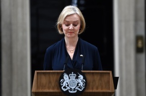 Παραιτήθηκε η Βρετανίδα πρωθυπουργός Λιζ Τρας (βίντεο)