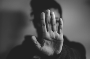 Κορίτσι - κακοποίηση