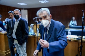 ΔΙΚΗ ΜΕ ΚΑΤΗΓΟΡΟΥΜΕΝΟΥΣ ΤΟΝ ΠΡΩΗΝ ΑΝΑΠΛ. ΥΠΟΥΡΓΟ ΔΙΚΑΙΟΣΥΝΗΣ ΔΗΜ. ΠΑΠΑΓΓΕΛΟΠΟΥΛΟ ΚΑΙ ΤΗΝ ΠΡΩΗΝ ΕΠΙΚΕΦΑΛΗΣ ΤΗΣ ΕΙΣΑΓΓΕΛΙΑΣ ΔΙΑΦΘΟΡΑΣ ΕΛ. ΤΟΥΛΟΥΠΑΚΗ ΣΤΟ ΕΙΔΙΚΟ ΔΙΚΑΣΤΗΡΙΟ