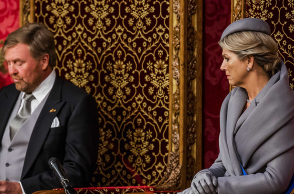 Ο Ολλανδός βασιλιάς Γουλιέλμος-Αλέξανδρος με τη βασίλισσα Μάξιμα