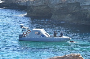 Tουλάχιστον 20 νεκροί από το ναυάγιο στο Στενό Καφηρέα	