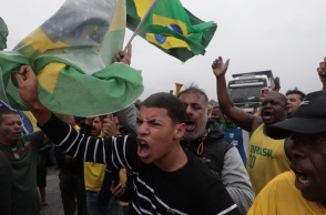 Βραζιλία: Οι υποστηρικτές του Μπολσονάρου συνεχίζουν να ζητούν την επέμβαση του στρατού