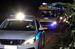 Νεκρός 17χρονος στη Μάνδρα από πυροβολισμό - Αναζητείται ο αδελφός του