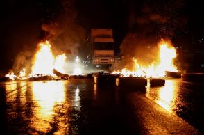 Βραζιλία: Οξυμένη παραμένει η ένταση στη χώρα μετά την ήττα του Μπολσονάρου	