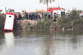 Αίγυπτος: 19 νεκροί έπειτα από πτώση λεωφορείου σε κανάλι