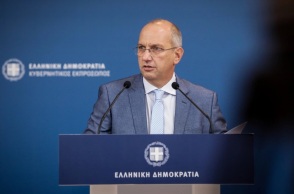 Οικονόμου: Παρανοϊκό να κατηγορείται η κυβέρνηση ενώ είναι ο στόχος των παρακολουθήσεων