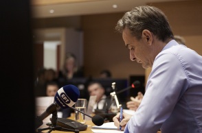 Μητσοτάλης για Κιβωτό: Συνολικό σχέδιο για τη σεξουαλική κακοποίηση παιδιών