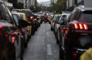 Κίνηση στους δρόμους της Αθήνας