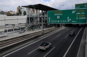 Mειώνονται τα διόδια στην Αττική Οδό, με τη νέα σύμβαση -