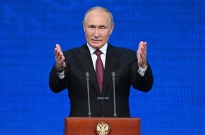 Ο Πούτιν ζητά να αναγνωριστούν οι προσαρτήσεις για να διαπραγματευτεί