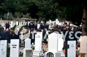 Βαρύ κλίμα στις Σέρρες στην κηδεία του 11χρονου μαθητή