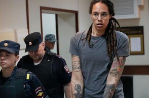 Μπρίτνεϊ Γκράινερ: Αποφυλακίστηκε και επιστρέφει στις ΗΠΑ η διάσημη μπασκετμπολίστρια