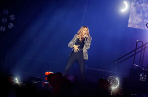 Η Σελίν Ντιόν πάσχει από Stiff Person Syndrome