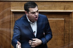 Τσίπρας σε Μητσοτάκη: Αν όλοι είναι συκοφάντες αποχαρακτηρίστε το απόρρητο