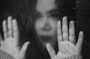 Παγκόσμια Ημέρα Ανθρωπίνων Δικαιωμάτων σήμερα 10 Δεκεμβρίου, με τις γυναικοκτονίες να αυξάνονται το 2022