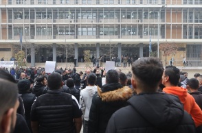 Πυροβολισμός 16χρονου: Ειδικό σχέδιο για την ασφαλή διαμονή του αστυνομικού και της οικογένειας του