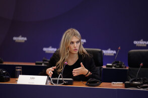 Η Εύα Καϊλή συνελήφθη στις Βρυξέλλες για το σκάνδαλο με το Κατάρ, σύμφωνα με το Γαλλικό Πρακτορείο Ειδήσεων