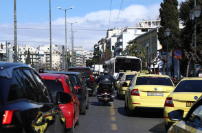 Κίνηση στους δρόμους της Αθήνας