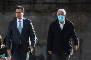 Πέτρος Φιλιππίδης