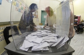 Εκλογές: Κάλπες με τους καταλόγους της απογραφής - Η επικρατέστερη ημερομηνία