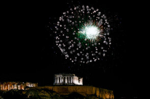 Η Αθήνα ετοιμάζεται να υποδεχτεί την Πρωτοχρονιά 2023
