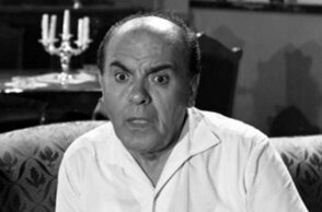 Ο Βασίλης Αυλωνίτης ήρθε στη ζωή μια μέρα σαν σήμερα το 1904