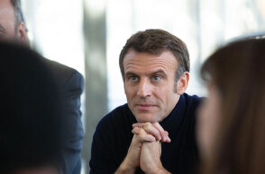 O Εμανουέλ Μακρόν έδωσε συνέντευξη στους «άτυπους δημοσιογράφους» του Le Papotin