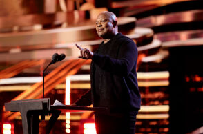 Dr. Dre: Ασφαλιστικά μέτρα κατά της ακροδεξιάς Ρεπουμπλικανής Μάρτζορι Τέιλορ Γκριν για χρήση της μουσικής του