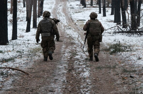 Ουκρανοί στρατιώτες περιπολούν