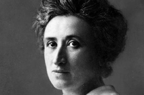 Σαν σήμερα 15 Ιανουαρίου 1919 δολοφονείται η Ρόζα Λούξεμπουργκ