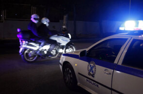 Για απαγχονισμένο άνδρα στο Μοσχάτο ειδοποιήθηκαν αστυνομικοί