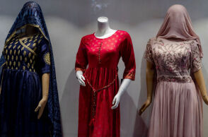 Αφγανιστάν: Οι Ταλιμπάν διέταξαν τους καταστηματάρχες της Καμπούλ να καλύψουν τα γυναικεία κεφάλια στις κούκλες, στις βιτρίνες των καταστημάτων