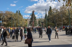 Πληθωρισμός: Οι 3+1 παρεμβάσεις  για τη βελτίωση του διαθέσιμου εισοδήματος