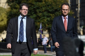 Ρωσία: Ο διευθυντής του ιστότοπου ερευνητικής δημοσιογραφίας Bellingcat, Χρίστο Γκρόζεφ, αναγκάστηκε να εγκαταλείψει τη Βιέννη έπειτα από απειλές των ρωσικών μυστικών υπηρεσιών