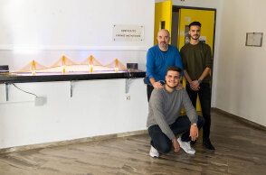 Η γέφυρα Ρίου - Αντιρρίου από ζυμαρικά που κατασκεύασαν οι φοιτητές στην Πάτρα