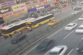 Κωνσταντινούπολη: Λεωφορείο έπεσε πάνω σε πλήθος - Δύο νεκροί