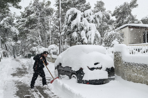 Χιόνια στα βόρεια προάστια της Αττικής