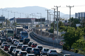 Κίνηση στους δρόμους της Αθήνας