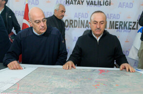 Ο σεισμός στην Τουρκία έφερε πιο κοντά Δένδια και Τσαβούσογλου