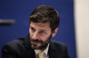 Γιατρομανωλάκης προς καλλιτέχνες: Η ΚΥΑ ικανοποιεί το μισθολογικό αίτημα που θέσατε