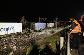 Σύγκρουση τρένων στα Τέμπη κοντά στη Λάρισα είχε ως αποτέλεσμα δεκάδες άνθρωποι να χάσουν τη ζωή τους