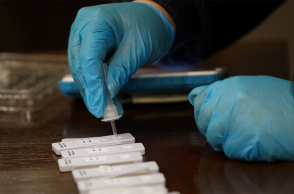 Rapid test από κλιμάκιο του ΕΟΔΥ